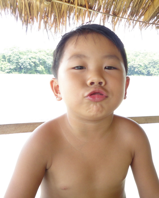 [q][i]อ้างถึง: ลุงเลิศ posted: 07-09-2553, 14:42:58[/i]

ต้องชมน้าวิทย์ครับว่าเยี่ยมมากที่สอนลูกได