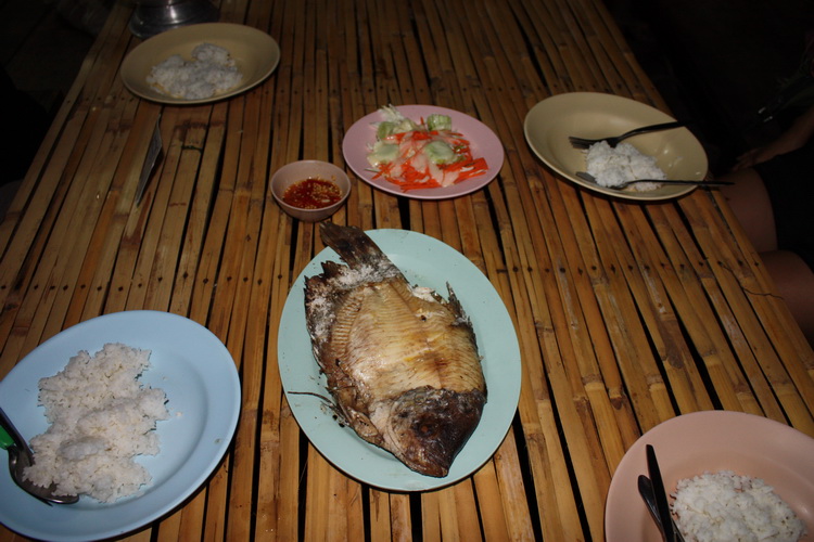 [center] [b]หม่ำอีกแล้ว[b][/center]
