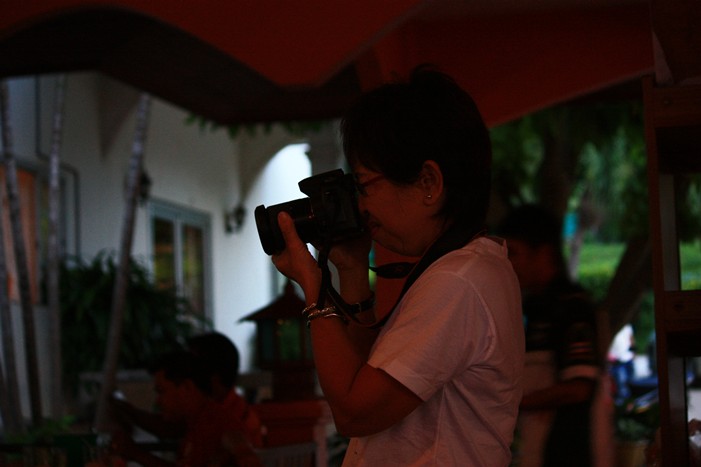 เบื้องหลังภาพสวยอีกท่านครับบบบบบ