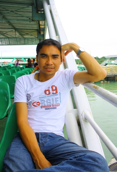 [q][i]อ้างถึง: time158 posted: 16-09-2553, 14:05:34[/i]

มารอชมแถว