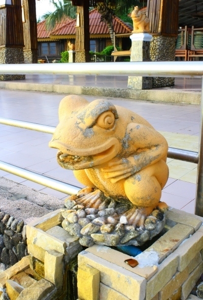 [q][i]อ้างถึง: SR20DET posted: 16-09-2553, 14:40:04[/i]


ตามชมครั