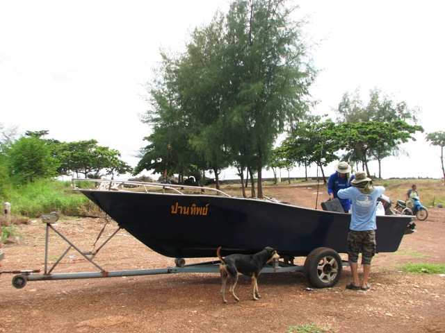    ทริปนี้ลงกัน 3 คนเอง....มี น้าปานทิพย์ ผมเอง~~อากาศ~~ และอีกคนน้า Jad X... 

น้าปานทิพย์  และ น