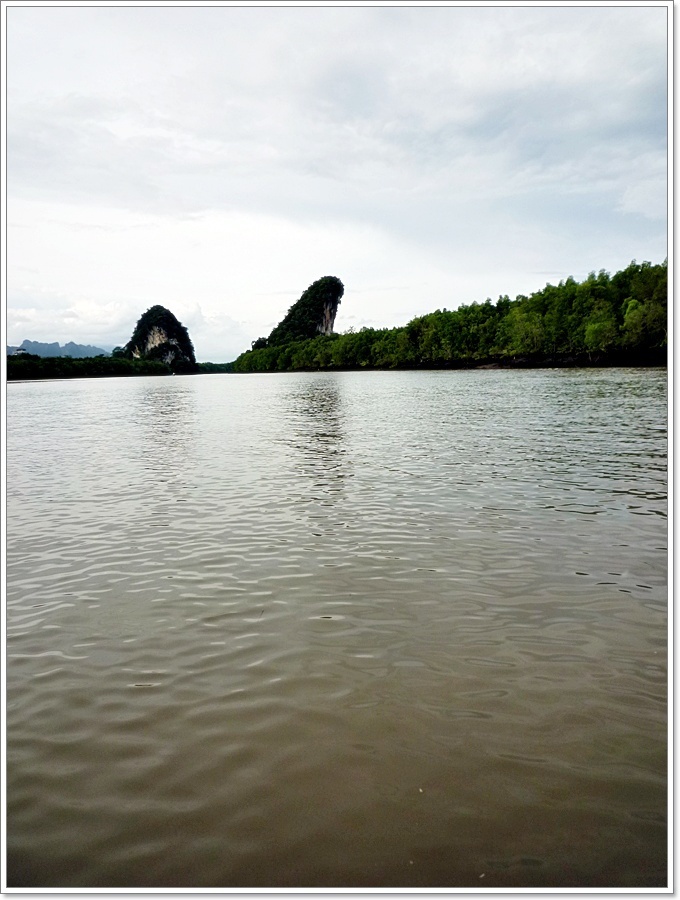 วันศุกร์คืนนั้น..เรา 3 คนตกลงเรียง..คิ