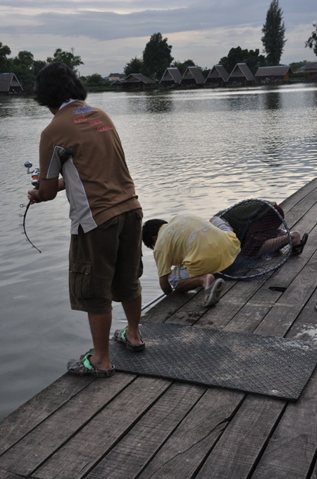 เลยกลายไปเป็นแบบนี้เลย ดื่อจริงๆปลา

 :cheer: