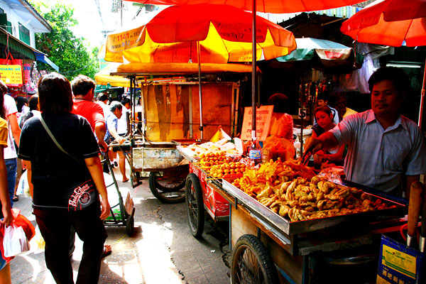 อาหารการกิน อุดมสมบูรณ์ มีร้านอาหารรสเด็ดมากมาย