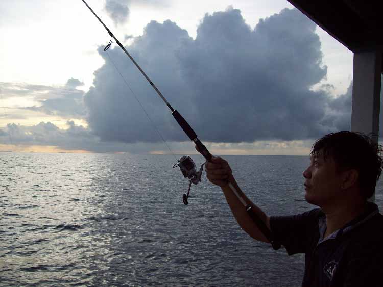 หวัดดีครับน้าโอANGLER 

หวัดดีครับน้าteeradate

หวัดดีครับน้าlaika2010 เป็นเหมือนกันครับ  :grin:
