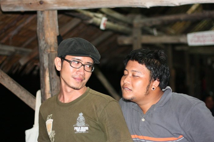 [q][i]อ้างถึง: MANAT posted: 21-09-2553, 19:12:15[/i]


 :shocked: :shocked: :shock