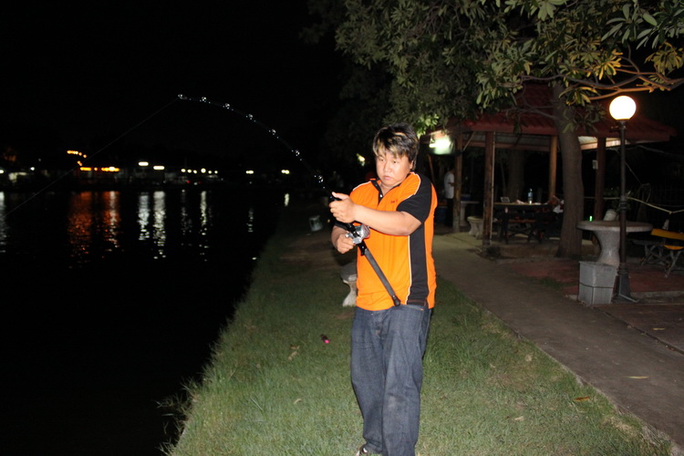 [q][i]อ้างถึง: เจ้าสมุทร posted: 23-09-2553, 20:37:34[/i]

เม