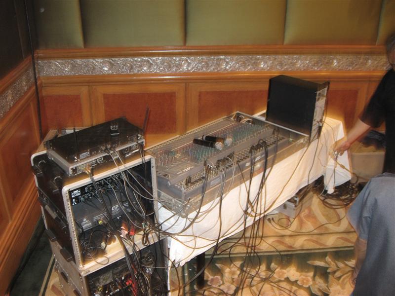 นี่ก็เป็นชุด คอนโทรลดนตรีครับ (MIXER)  :love: :love: :love: :love: :love: :love: :love: :love: :love