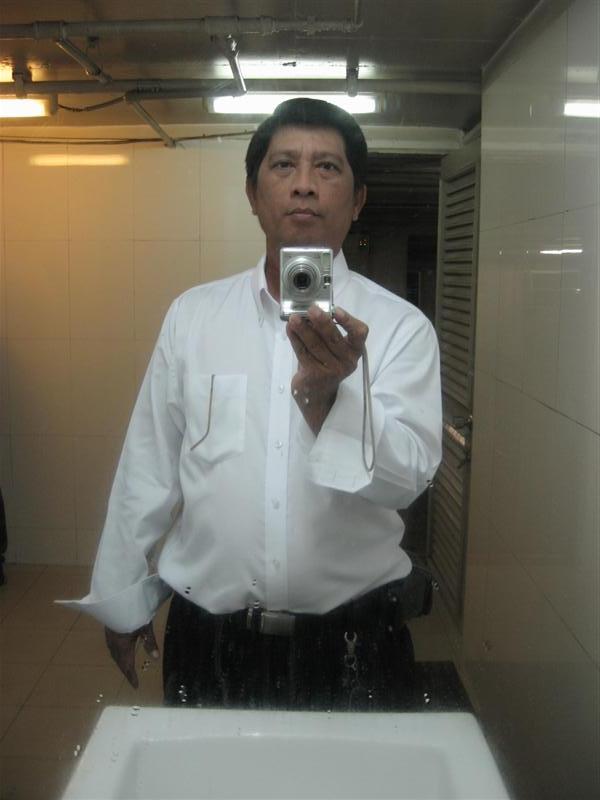 ปิ๊ง ๆ ๆ ๆ ๆ ๆ ๆ ๆ   :cool: :cool: :cool: :cool: :cool: :cool: :cool: :cool:หล่อไม๊ครับ อิอิ
:laugh