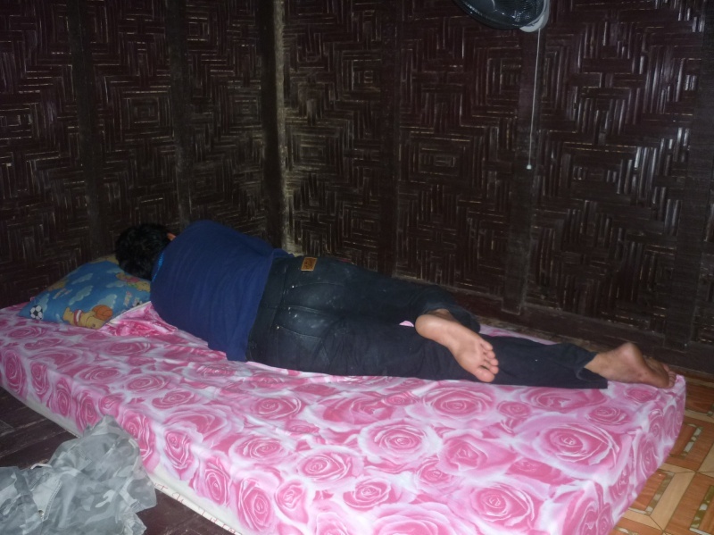 

อ้าววววว......แอบบมางีบซะแระ............ :sleeping: 