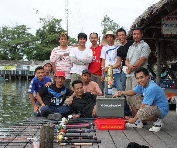 RELAX  TEAM  พร้อมมาตั้งนานแล้วครับ  อยากให้ถึงวันที่ 3  เร็วๆครับ   พวกเราซ้อมจนตับจะแข็งอยู่แล้วคร