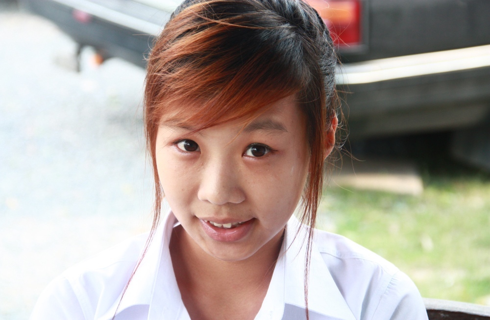 เดี่ยวน้องหยกครับ น้าๆไปบ่อนี้ก็เจอน้องเขาแน่นอน อยากได้อาหารอะไรสั่งน้องเขาไปรับรองเดินส่งจนครบทุกโ