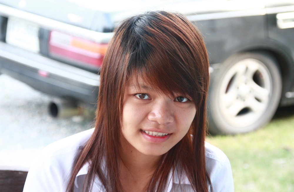 เดี่ยวน้องแนนครับ  น้าพงษ์บอกปกติแล้วขอถ่ายรูปสาวคู่นี้ยากมาก แต่เอาน่างามไส้มาก็ขอตื๊อถ่ายหน่อยนึง 