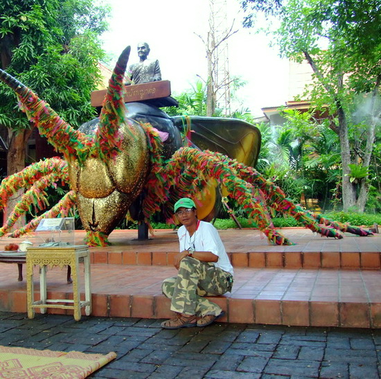 ชักภาพคู่กับพญาต่อยักษ์ เพื่อเป็นห