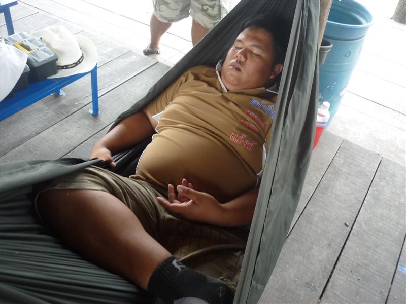 [q][i]อ้างถึง: meepanda372 posted: 28-09-2553, 12:50:51[/i]

20 บาทยัง