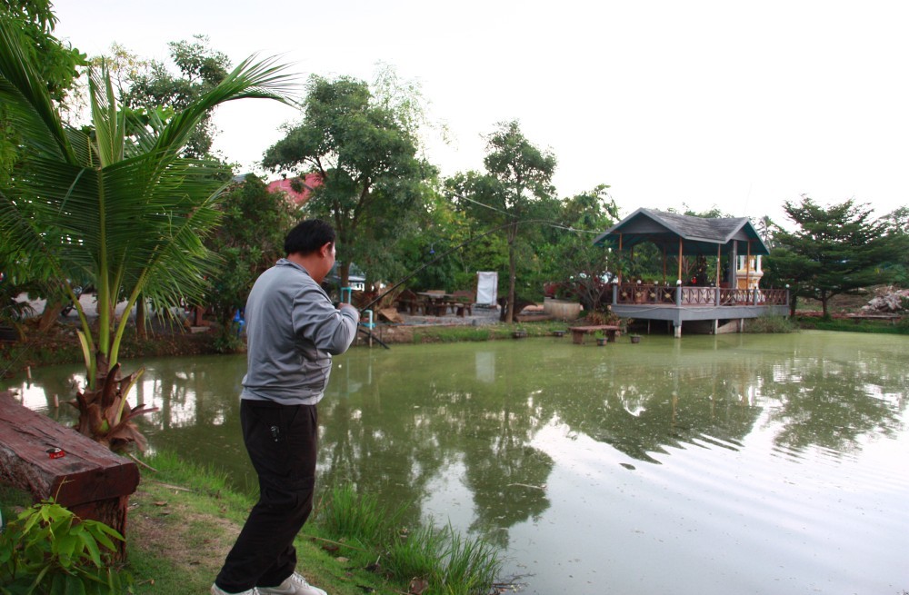 มาถึงทีน้ากอล์ฟบ้างและครับ มาฮอตเอ