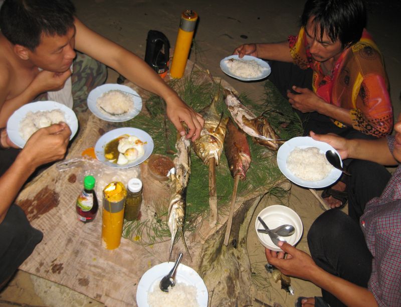 หม่ำแล้วครับ...
 :umh: :umh: :umh: