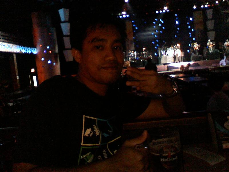 วันนี้ไปหาที่ซ้อมมือดีกว่า.. :grin:

เอ..