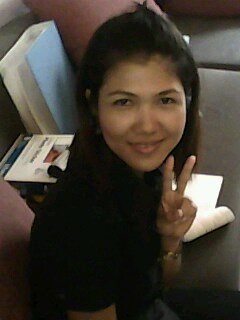 เด่วส่งตัวแทนไปดูแลทีม สว.เพิ่มเติมไปป่าว แบบว่าเป็นกองเชียร์คอยเช็ดเหงื่อให้อ่ะ คิคิ  :laughing: