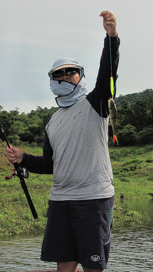 
    น้าแลนด์ หล่อพอได้จ้า   :spineyes: :love: :cool: