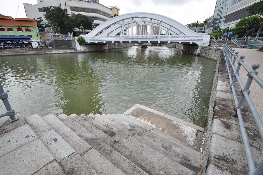  [q]ตามไปเที่ยวด้วยคนจร้าน้า ต้อง[/q]
หวัดดีจร้าตาป้อ มามะขยับมานั่งข้างๆเลยมา    :laughing: :cheer