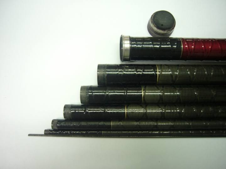          รูปที่  51  วิธีต่อคือ  หาคันปลายชิงหลิวทั่วไปที่เป็น  CARBON  โดจหาตำแหน่งความโตเท่ากับ  ป