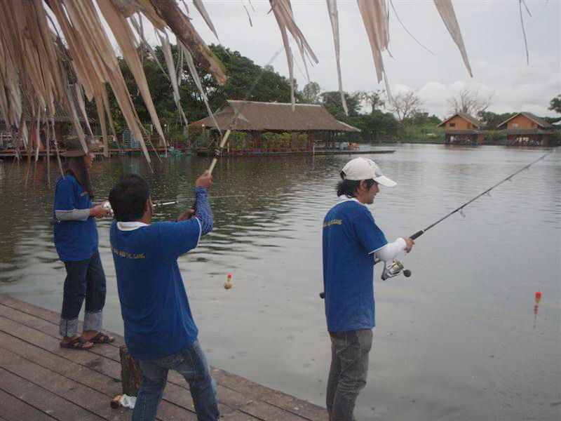 เดี๋ยวทาง Relax Team เค้าจะมาเยือนที่เงาน้ำกันนะ..เด็กวัดทั้งหลายเตรียมตัวไปต้อนรับกันหน่อยเด้อ...
