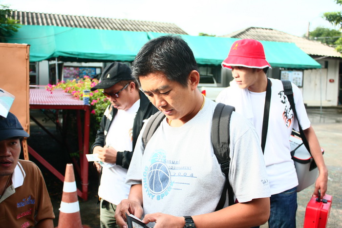 น้าวันชัยครับ มาจากชลบุรีนะเนี้ย
 :bl