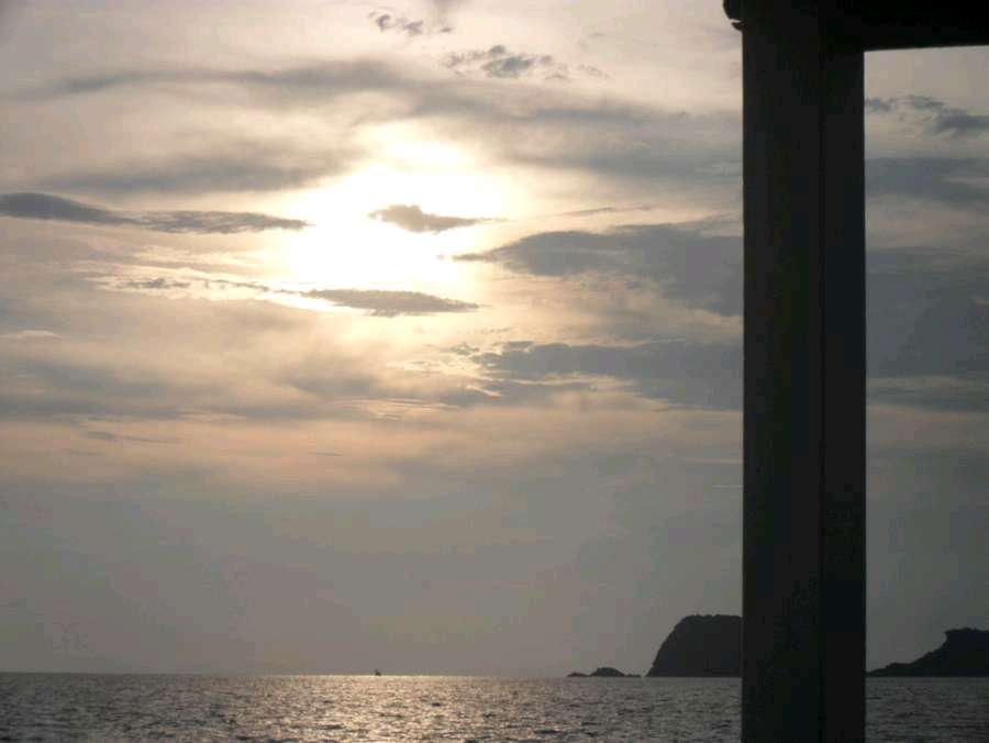 ภาพนี้ เราออกเรือมาประมาณ ครึ่งชั่วโมง