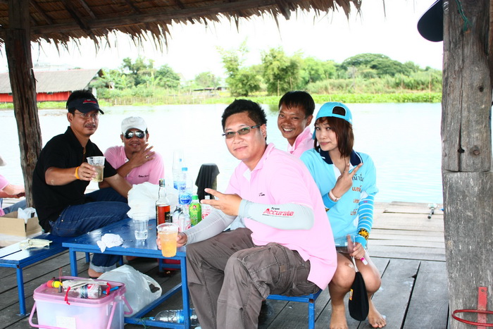 โต๊ะไหนมีเหล้า น้องวาล์วเราเข้าถึง