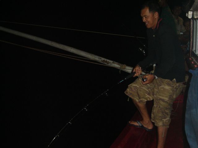 
ปลากินรอบเรือคับทั้งสากป๊อก สากเหลือง อั่งเกย 
 :laughing: :laughing: :laughing:
