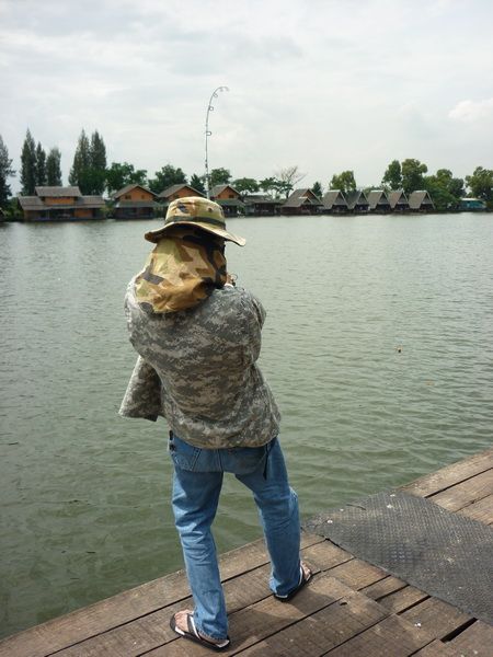 มันเริ่มเปลี่ยนทิศทาง จะไปทางขวาบ้