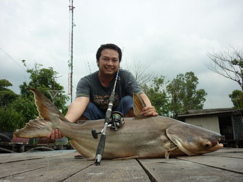 จัดหล่อไปครับ  :smile: