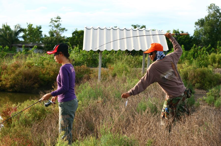 [b]ต้องตัดกำลัง[/b] :laughing: :laughing: :laughing: :laughing: