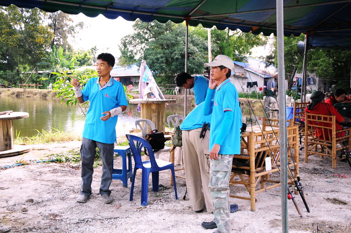 ทีมฟิชชิ่งรีแล็กซ์ นำทีมโดยน้าผู้ก