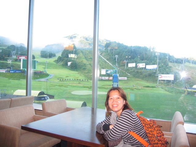 ส่วนนี่ โรงแรมที่จะพักครับ โรงแรม ฮ