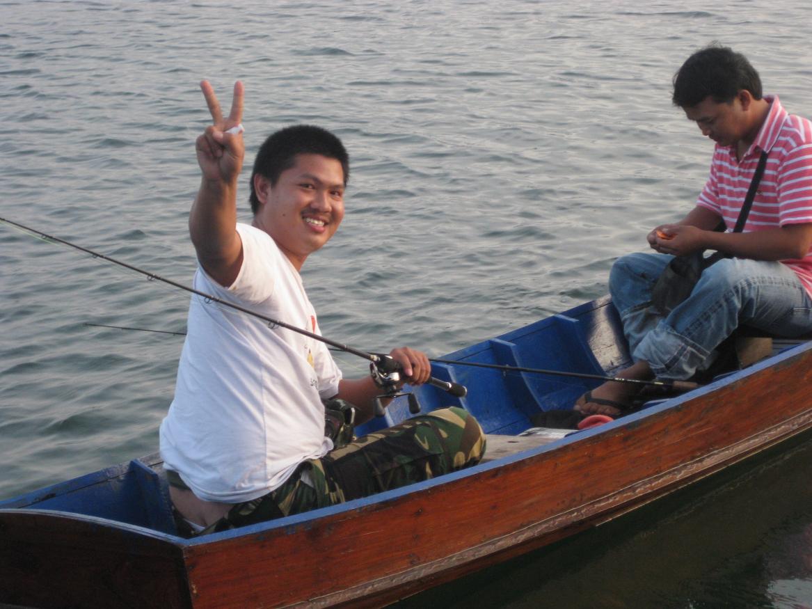 น้าเป้+น้าจรูญ.....ออกเรือตีเหยื่อแต่เช้า.... :heart: :heart: :heart: