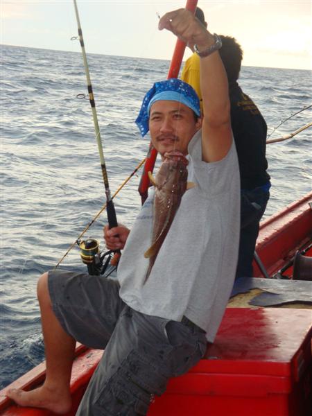 เข้าถึงหมายพอเรือจอดสนิท น้าสามารถที่พร้อมอยู่แล้วก็เล่นก่อนเลย  เป็นปลาสายพันธ์ที่ไต๋เรืองว่าไว้จริ