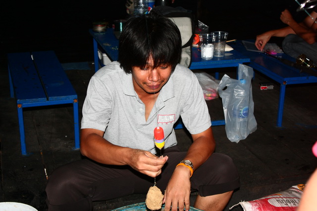 ปั้น..อย่างเดียว วันนี้ไม่ตกครับ

 :grin: :grin: :grin: