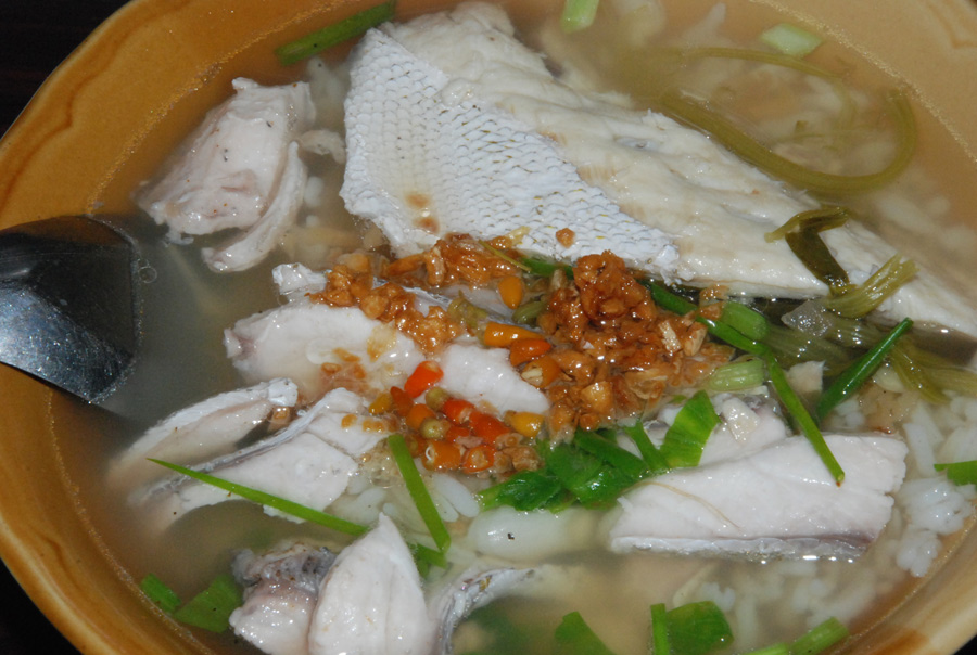 เช้ารุ่งขึ้น กับข้ามต้มสร้อยนกเขา เนื้อนุ่มมันอร่อยครับ  :grin: :grin: :grin: :grin: :grin: