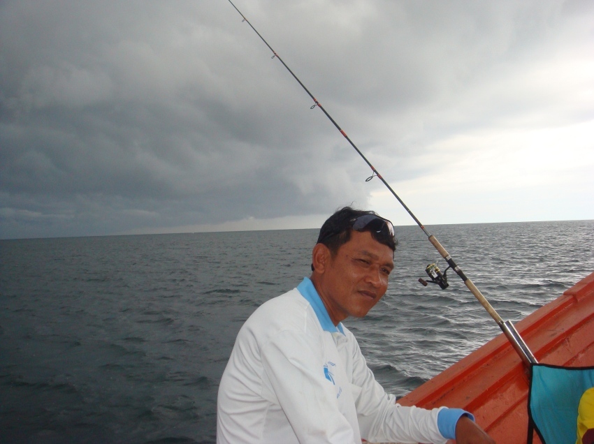 [q][i]อ้างถึง: ball phuket posted: 18-10-2553, 16:09:18[/i]

ความอยากตกปลา ต่อให้ฝนจะตกฟ้าจะร้อง ล