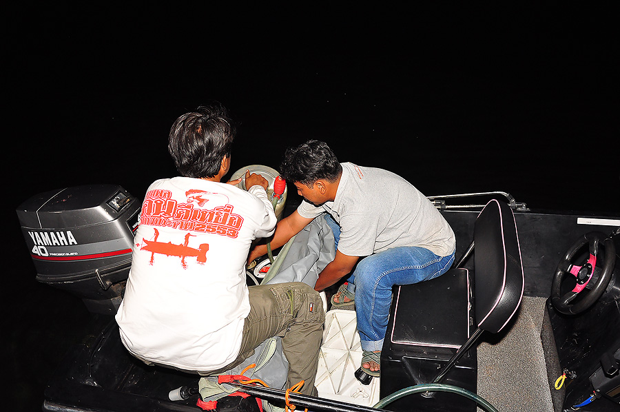 ตามพี่นพมาช่วยดูเรือให้  :grin: :grin: :grin: