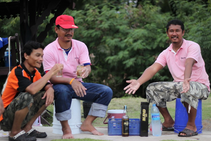 สบายสบายตามสไตล์ relax พักผ่อนกับการตกปลาครับ   :cheer: :cheer: :cheer: