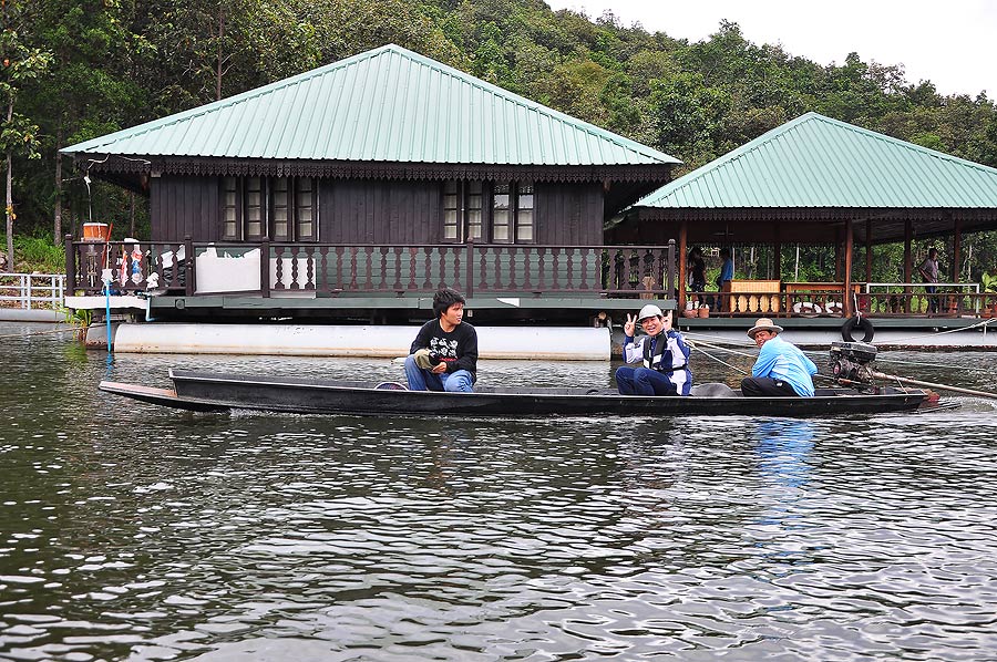 นั่นเจ้าเม่นก็กำลังเอาปลาเข้าชั่งเหมือนกันเลย :grin: :grin: