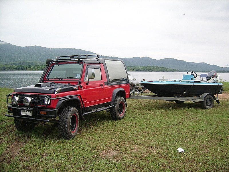 ฝนตกตลอดทาง ถึงท่าเรือทะเลสาบนาสัก ฝนหยุด :umh:เหมือนเป็นนิมิตรหมายที่ดี :umh: :umh: :umh:
พี่ มากุ