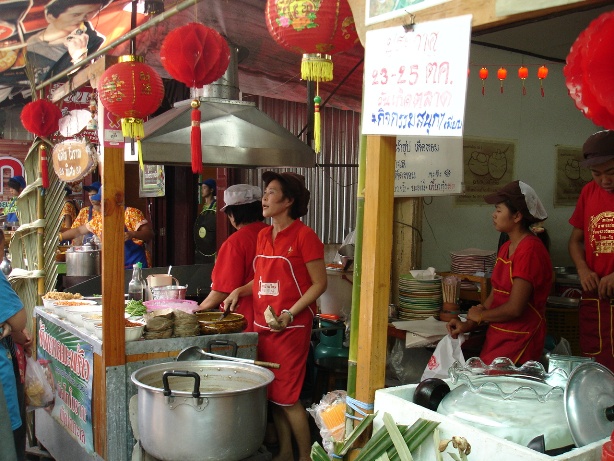ร้านนี้ ส่งเสียงร้องขาย ได้ใจ จริงๆ 