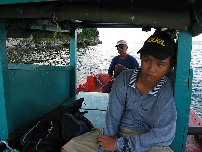 ดูเอาครับนักมวยผมถึงกับหมดสภาพเลย :laughing: :laughing: :laughing:
