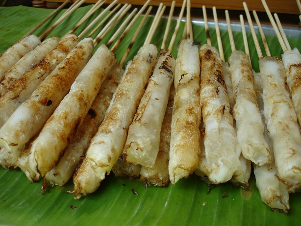 ตามด้วยหมึกไข่ย่าง หน่อยเป็นไร