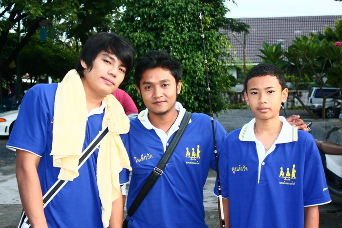 [q][i]อ้างถึง: โยเด็กวัด posted: 26-10-2553, 15:02:04[/i]

สว